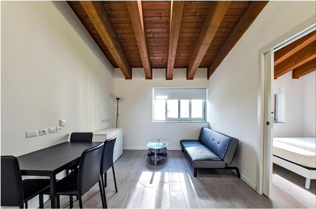 Lux Apartment 2 Milano Metro M2 Экстерьер фото